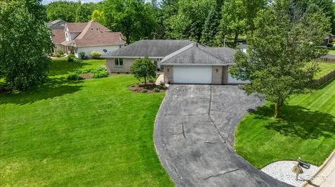 7585 Derby Close Caledonia IL 61011