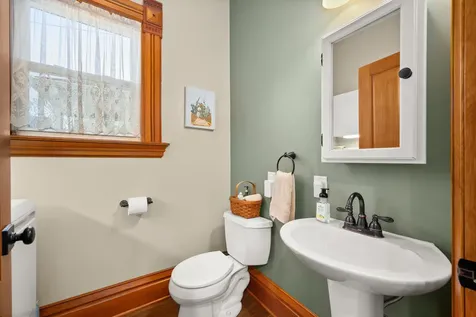 204 East Navaho Avenue Shabbona IL 60550