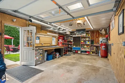 204 East Navaho Avenue Shabbona IL 60550
