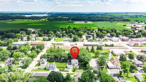 204 East Navaho Avenue Shabbona IL 60550
