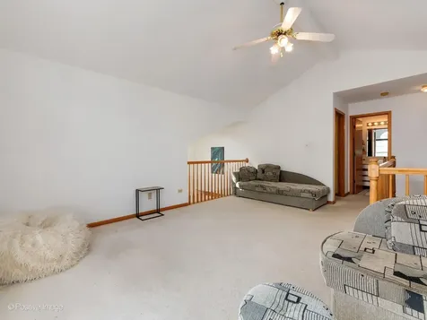 7420 Maple Drive Justice IL 60458