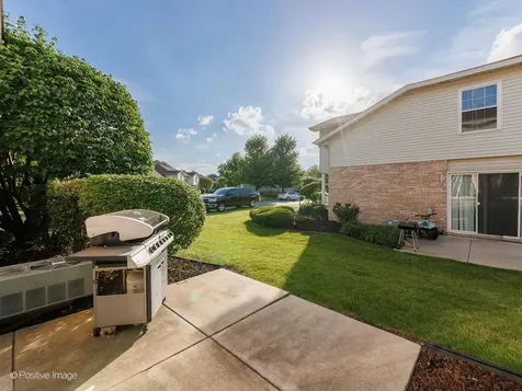 7420 Maple Drive Justice IL 60458