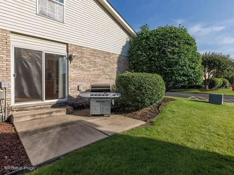 7420 Maple Drive Justice IL 60458