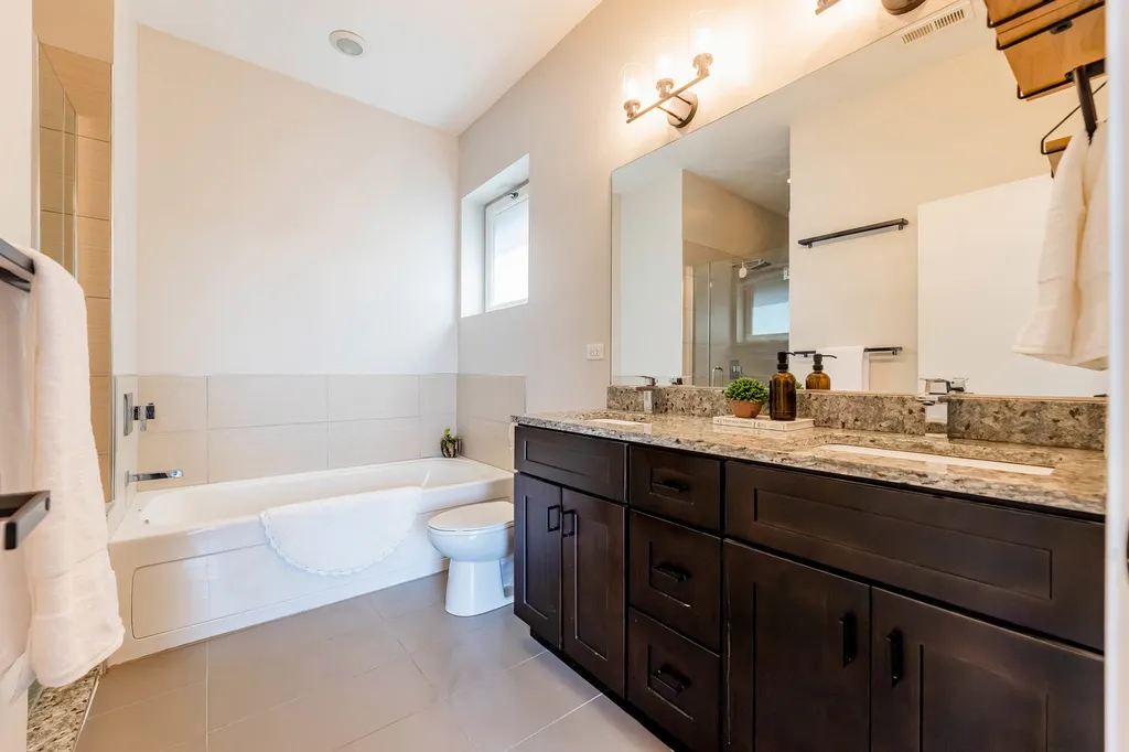 1816 North California Avenue Chicago IL 60647