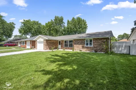 292 Ashley Drive Bourbonnais IL 60914