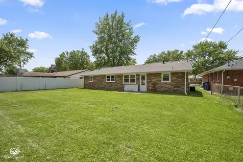 292 Ashley Drive Bourbonnais IL 60914