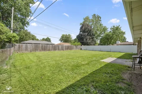 292 Ashley Drive Bourbonnais IL 60914