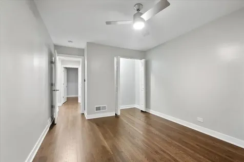 7087 North Mcalpin Avenue Chicago IL 60646