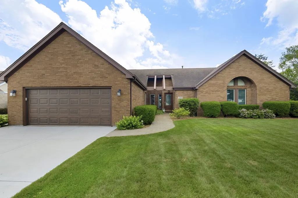 252 Miller Street Beecher IL 60401