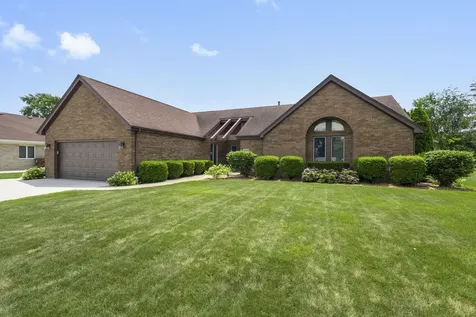 252 Miller Street Beecher IL 60401