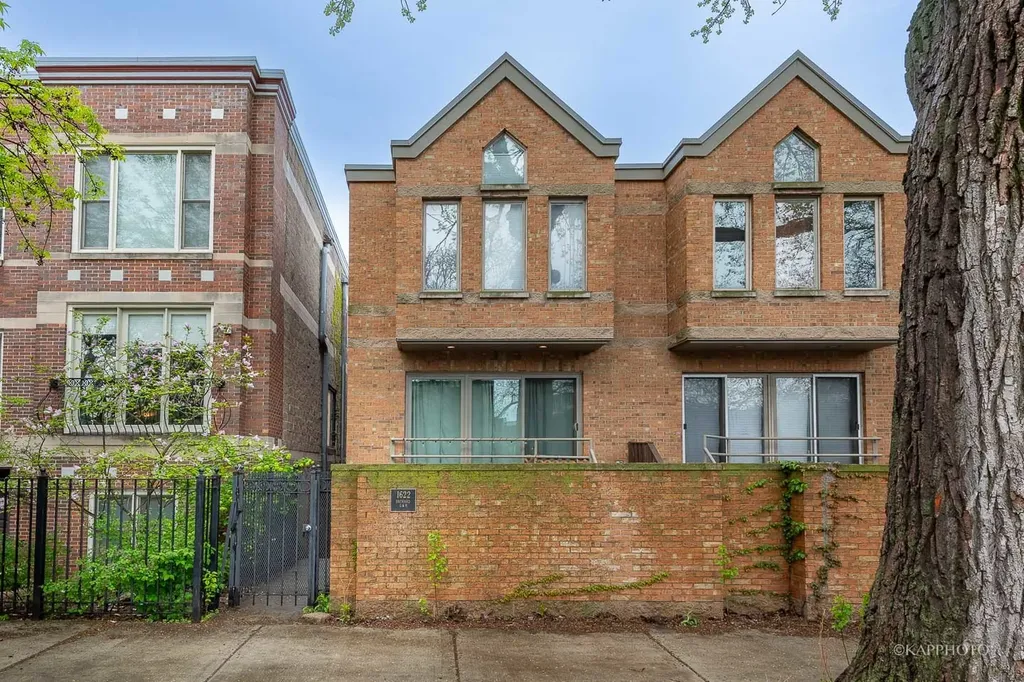 1622 North Orchard Street Chicago IL 60614