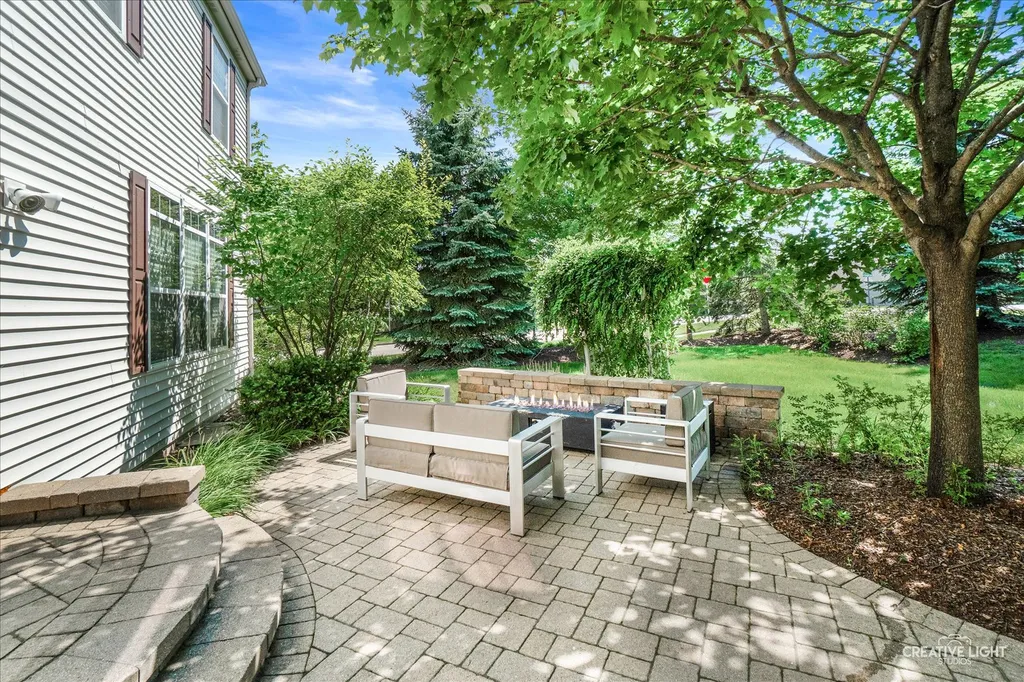 10651 Capitol Lane Huntley IL 60142