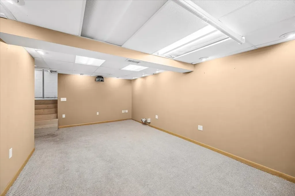 208 Forest Avenue Willow Springs IL 60480