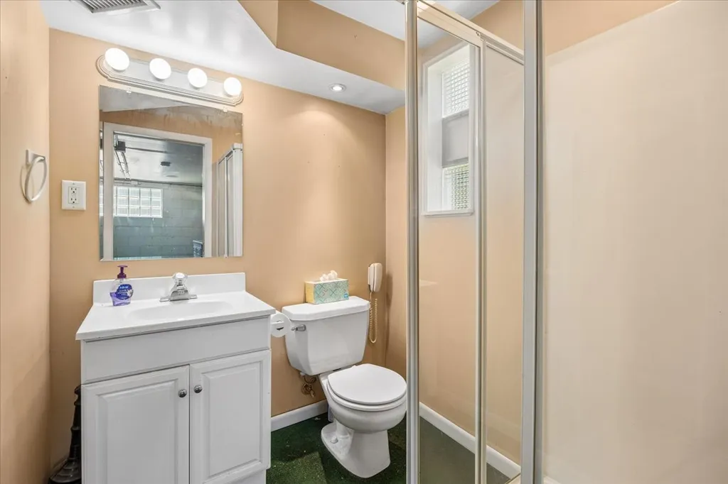 208 Forest Avenue Willow Springs IL 60480