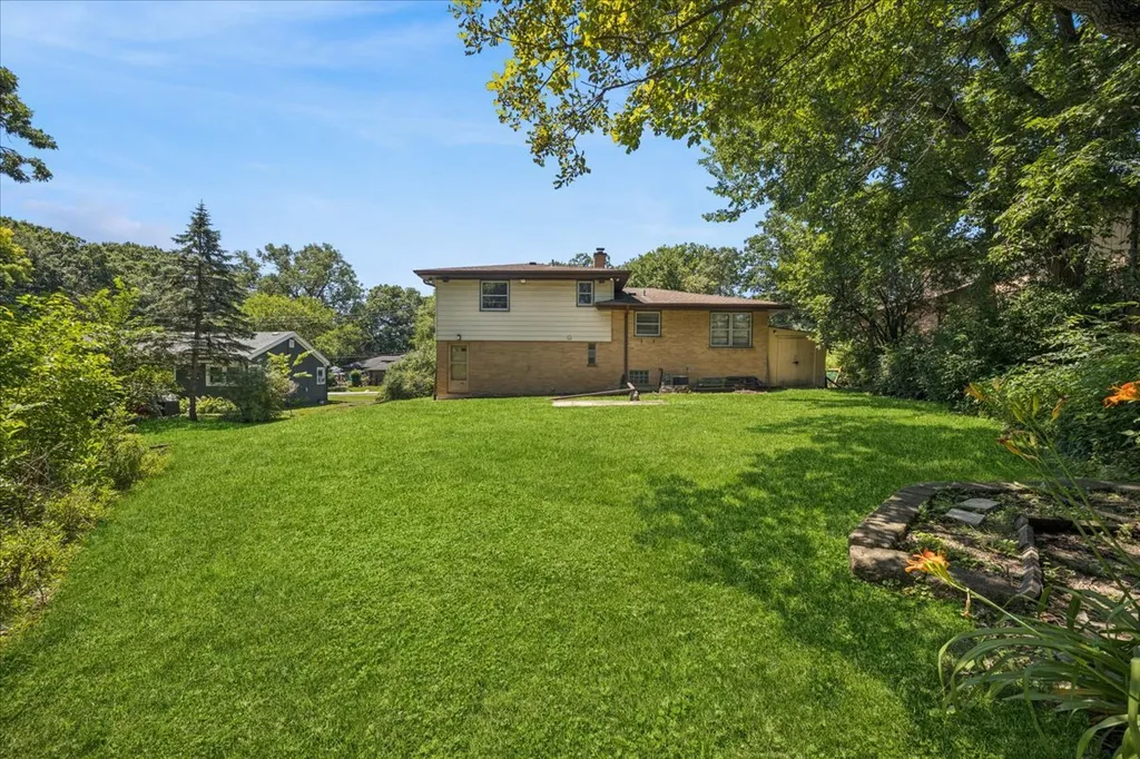 208 Forest Avenue Willow Springs IL 60480