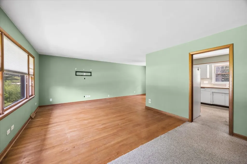 208 Forest Avenue Willow Springs IL 60480