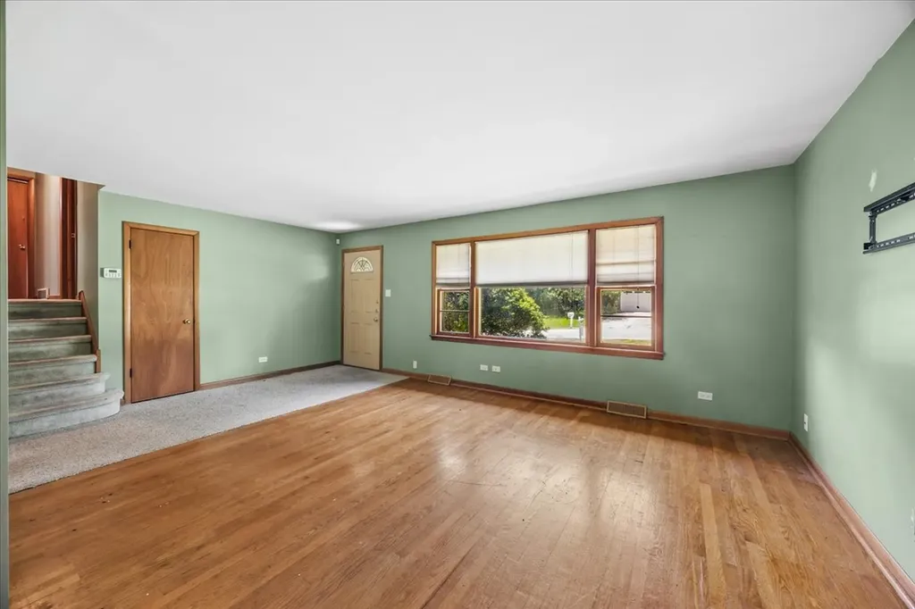 208 Forest Avenue Willow Springs IL 60480