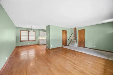 208 Forest Avenue Willow Springs IL 60480