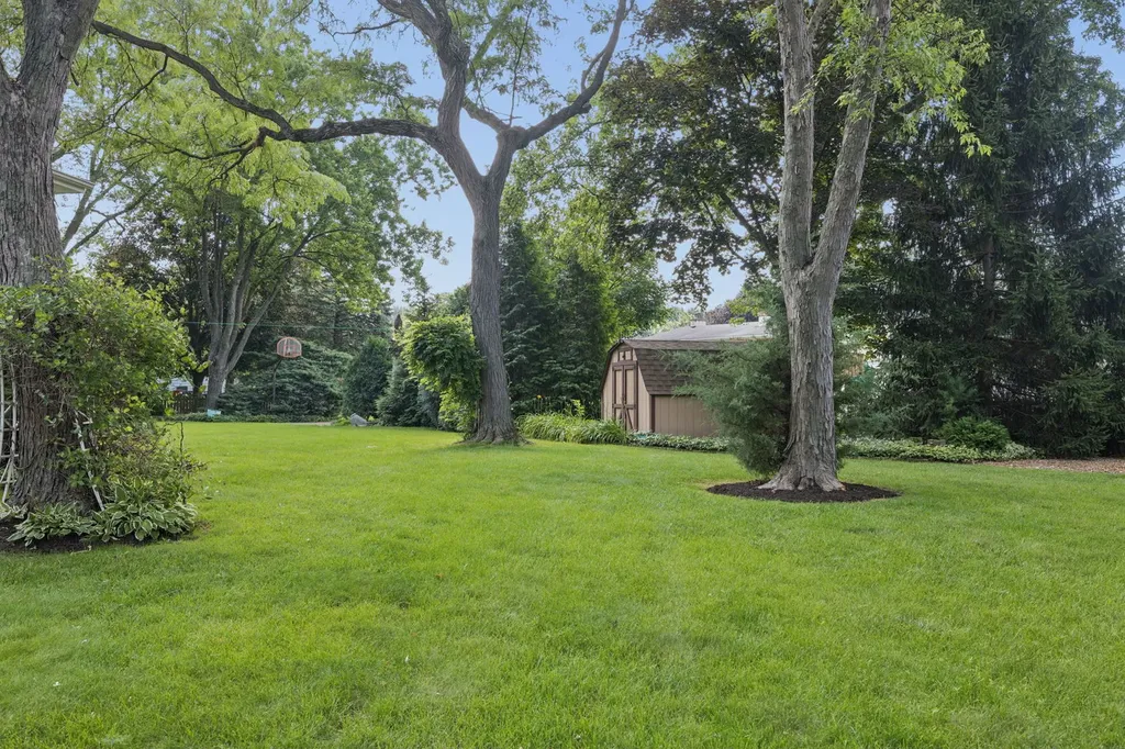 5845 Lenox Road Lisle IL 60532