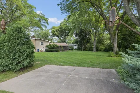 5845 Lenox Road Lisle IL 60532