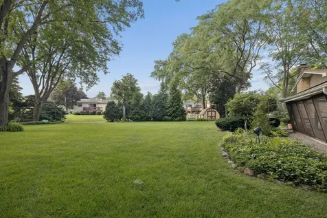 5845 Lenox Road Lisle IL 60532