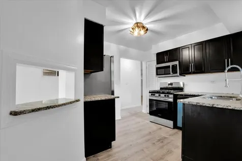3864 Fargo Avenue Skokie IL 60076