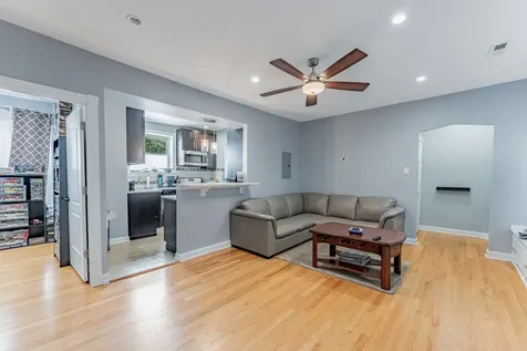 5717 North Kimball Avenue Chicago IL 60659