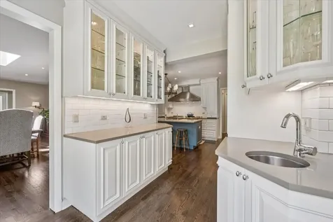 2311 Burr Oak Northfield IL 60093