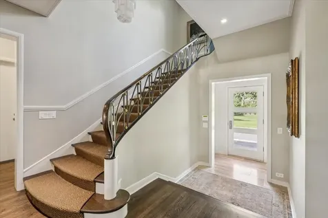 2311 Burr Oak Northfield IL 60093