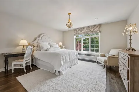 2311 Burr Oak Northfield IL 60093