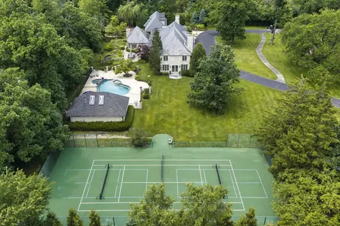 2311 Burr Oak Northfield IL 60093