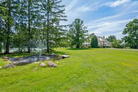 2311 Burr Oak Northfield IL 60093