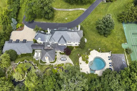 2311 Burr Oak Northfield IL 60093