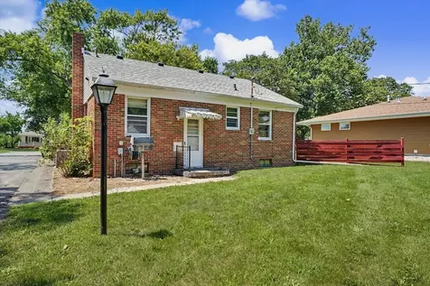 1012 North Sangamon Avenue Gibson City IL 60936