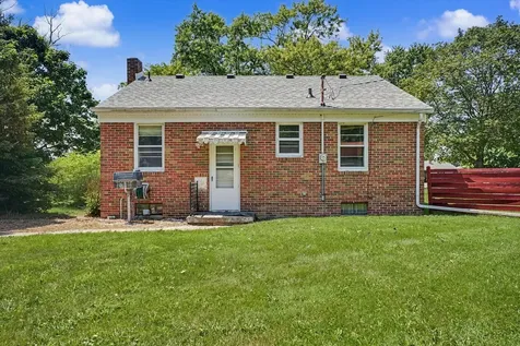 1012 North Sangamon Avenue Gibson City IL 60936