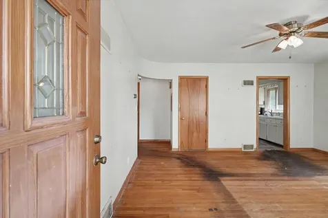 1012 North Sangamon Avenue Gibson City IL 60936
