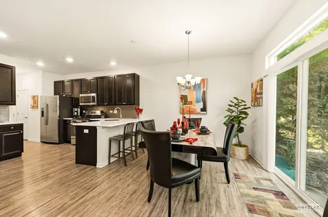 1718 Carlstedt Drive Batavia IL 60510