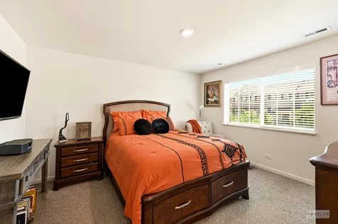 1718 Carlstedt Drive Batavia IL 60510