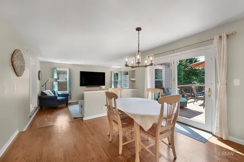 1009 Wedgewood Drive Crystal Lake IL 60014