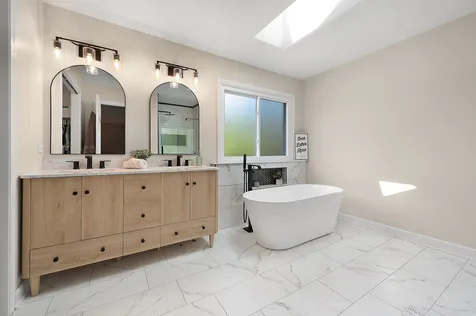 1009 Wedgewood Drive Crystal Lake IL 60014