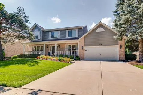 1009 Wedgewood Drive Crystal Lake IL 60014