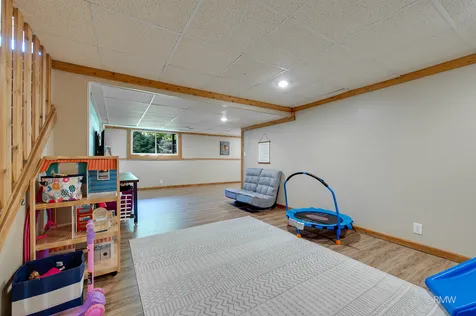 1009 Wedgewood Drive Crystal Lake IL 60014