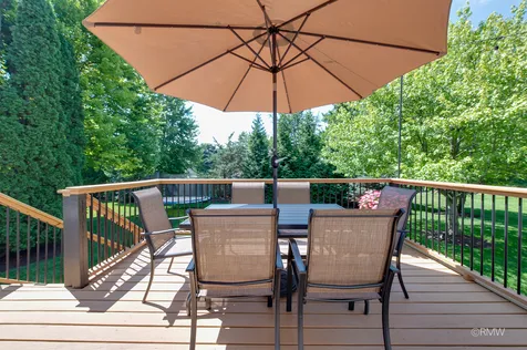 1009 Wedgewood Drive Crystal Lake IL 60014