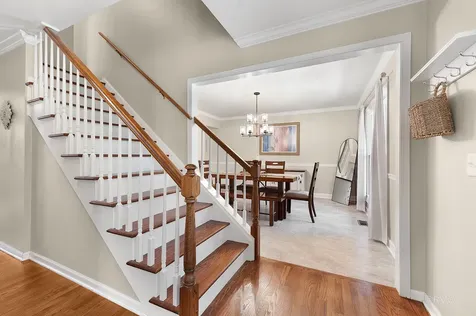 1009 Wedgewood Drive Crystal Lake IL 60014
