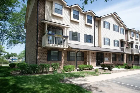 1486 West Jefferson Avenue Naperville IL 60540