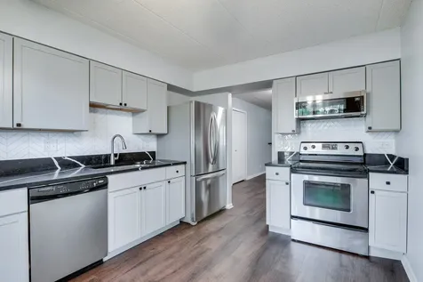 1486 West Jefferson Avenue Naperville IL 60540