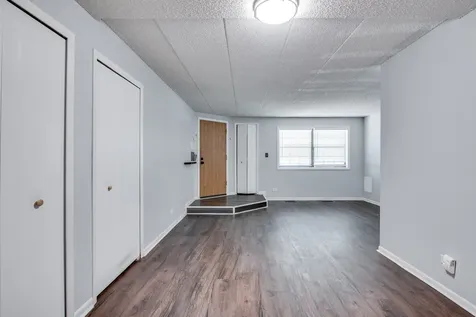 1486 West Jefferson Avenue Naperville IL 60540