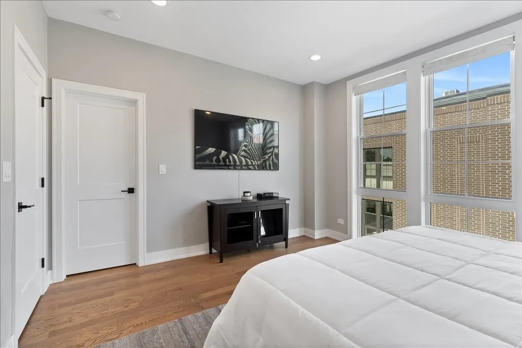 4442 South Drexel Boulevard Chicago IL 60653
