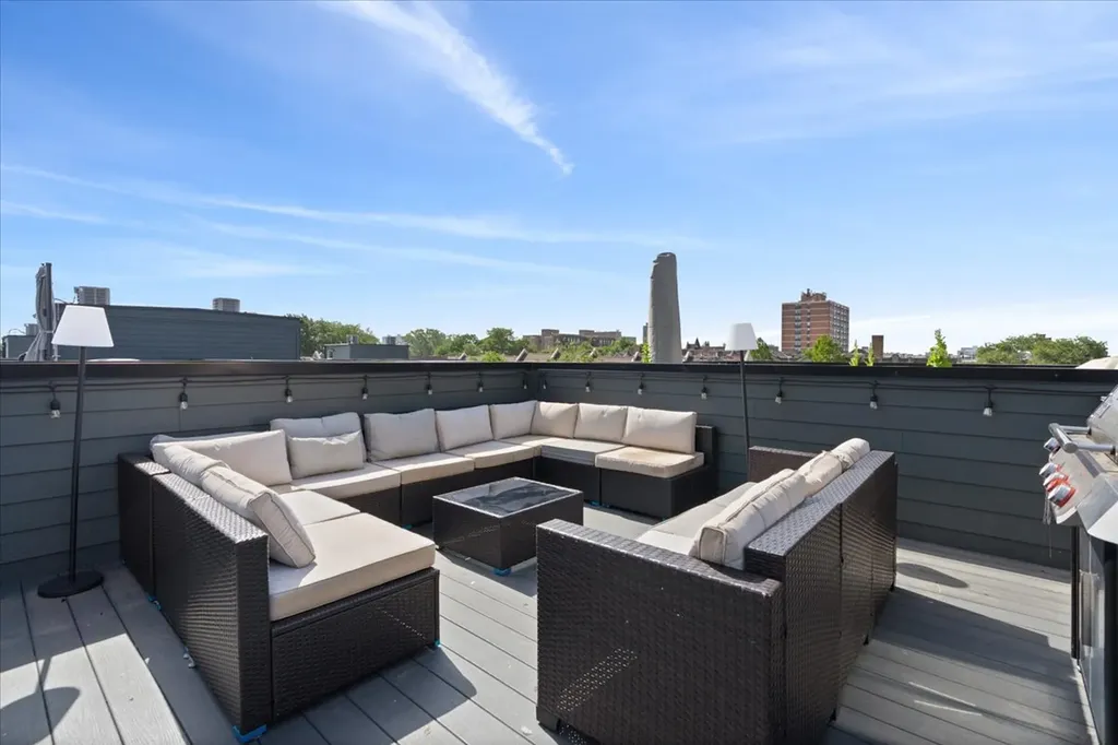 4442 South Drexel Boulevard Chicago IL 60653