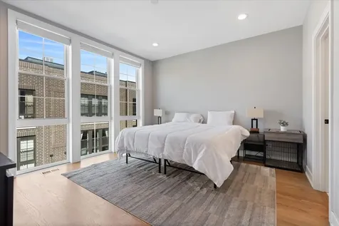 4442 South Drexel Boulevard Chicago IL 60653